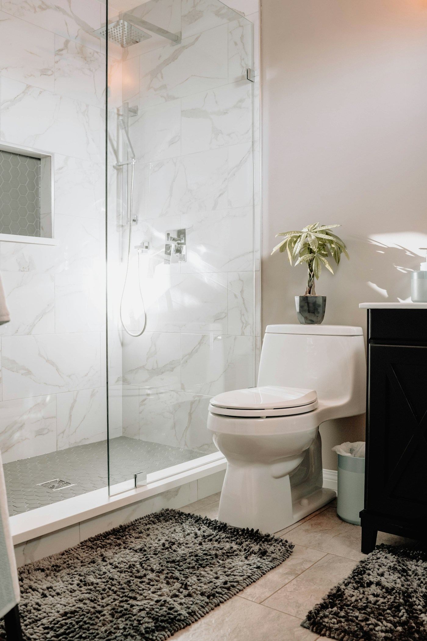 German Village guest bath