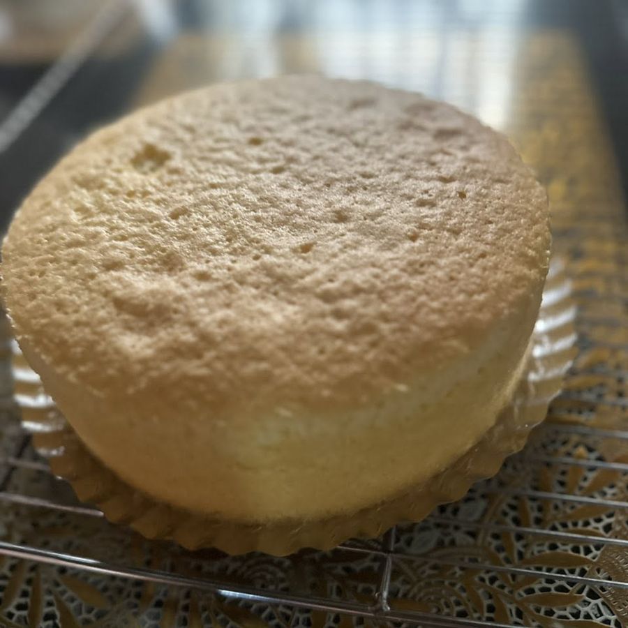 Vanilla chiffon cake